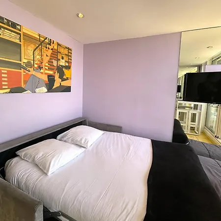 Iris Heliopolis C 13 By Agn - 2 Personnes *